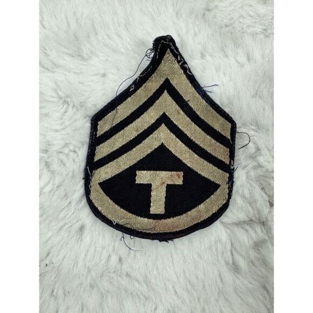 WWII US Army Technician Third Grade Chevron